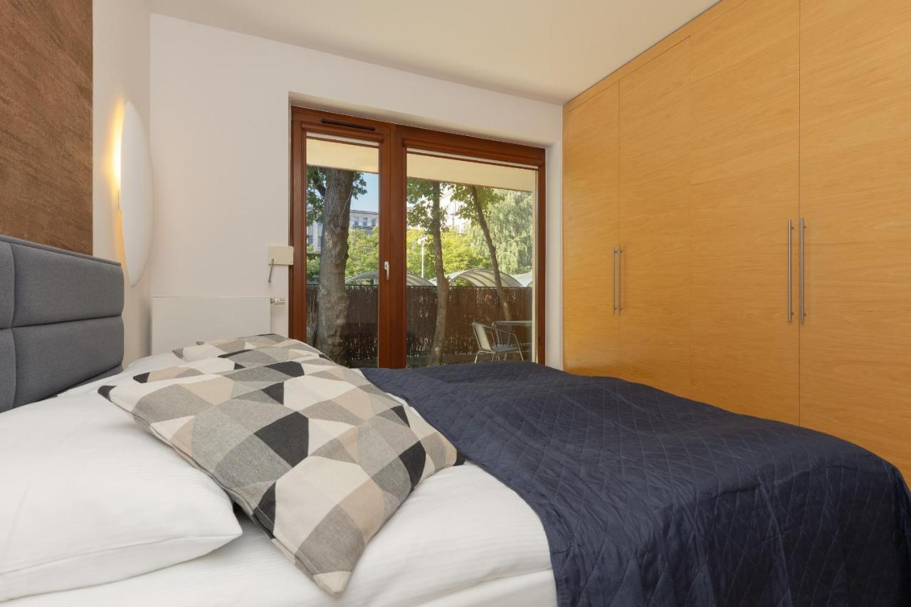 Old Mokotow Spacious Two-Bedroom Apartment By Noclegi Renters Warsaw Exterior photo